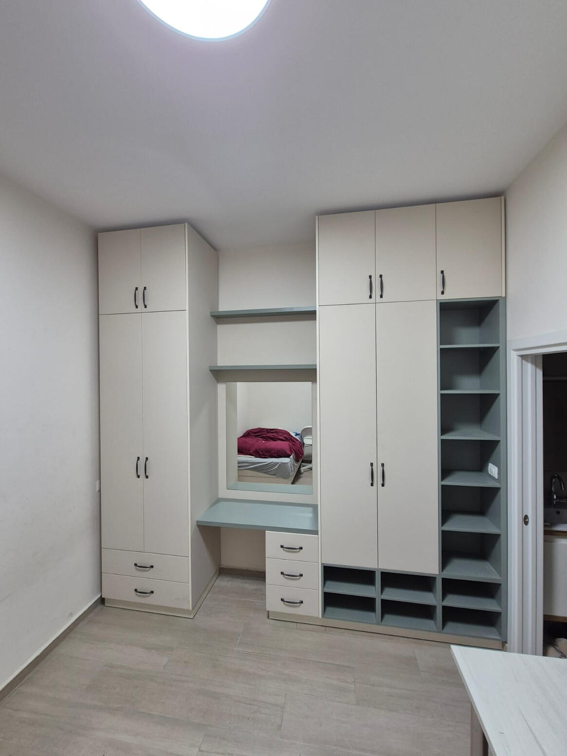 אהרן סינגר - נגרות מטבחים וארונות לבית