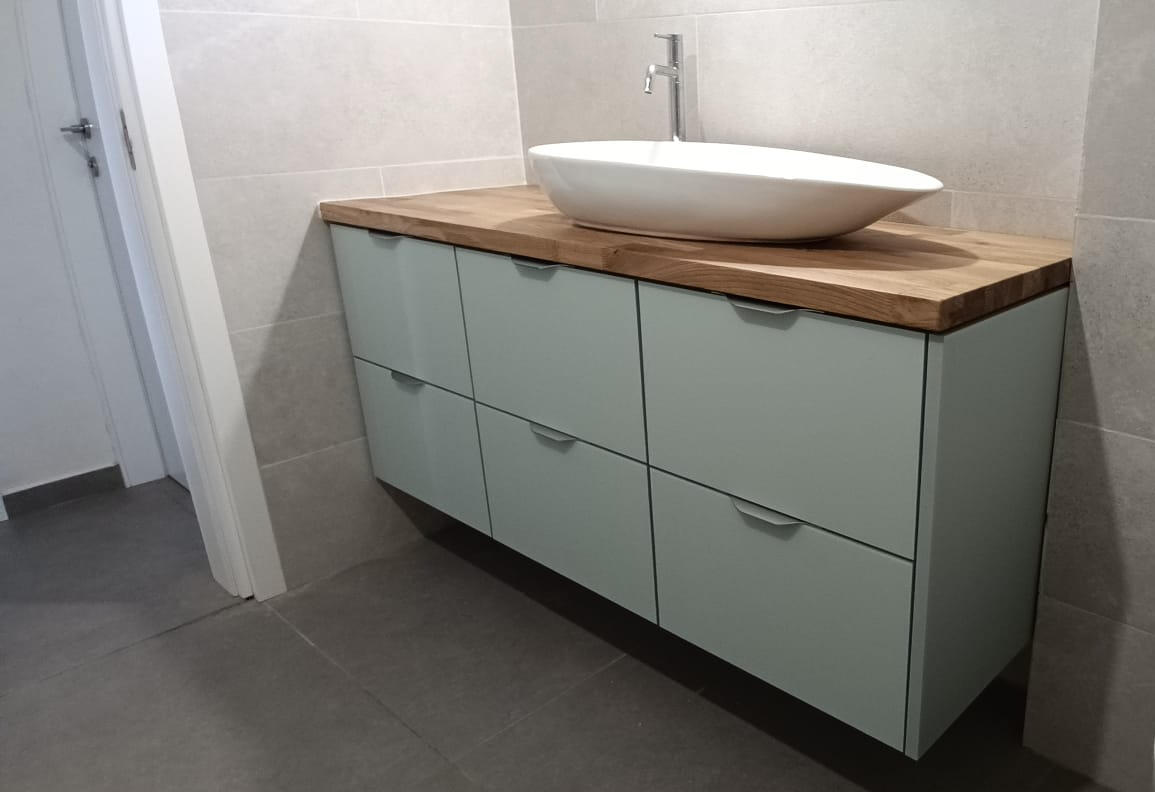 אהרן סינגר - נגרות מטבחים וארונות לבית