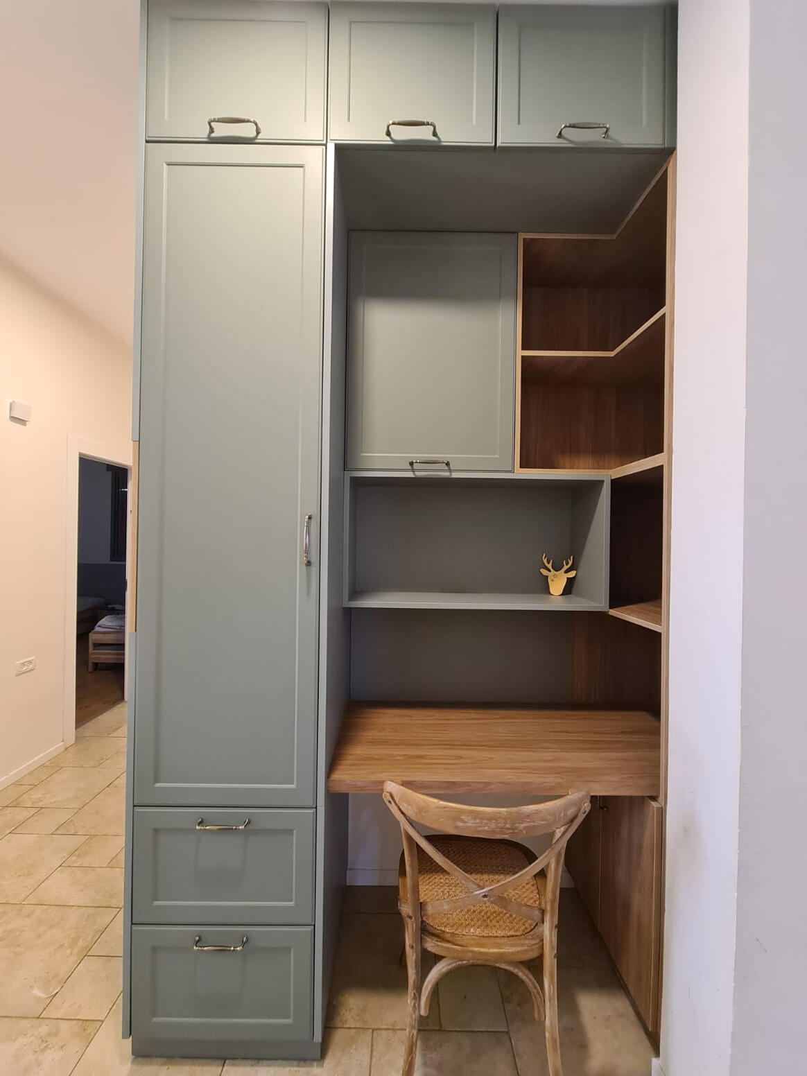 אהרן סינגר - נגרות מטבחים וארונות לבית