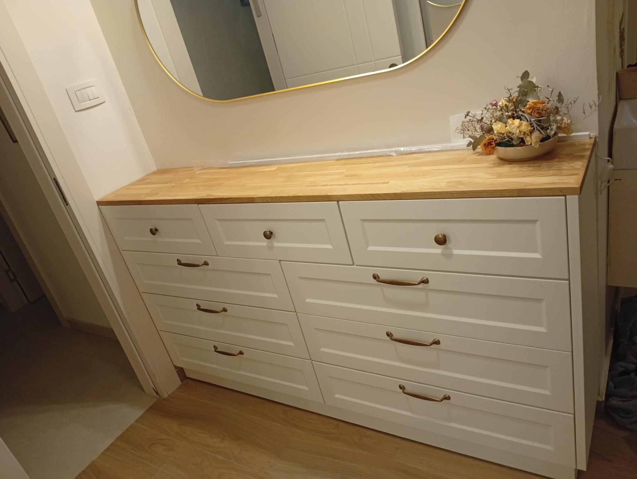 אהרן סינגר - נגרות מטבחים וארונות לבית