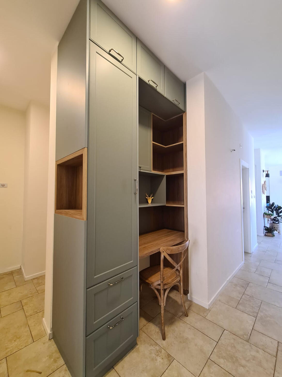 אהרן סינגר - נגרות מטבחים וארונות לבית